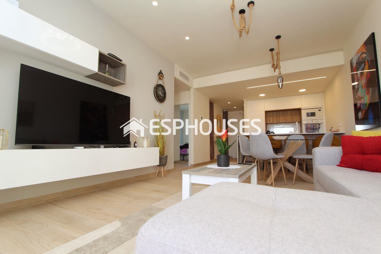 2 chambre Appartement à vendre à Guardamar del Segura avec piscine garage - 330 000 € (Ref: 9444042)