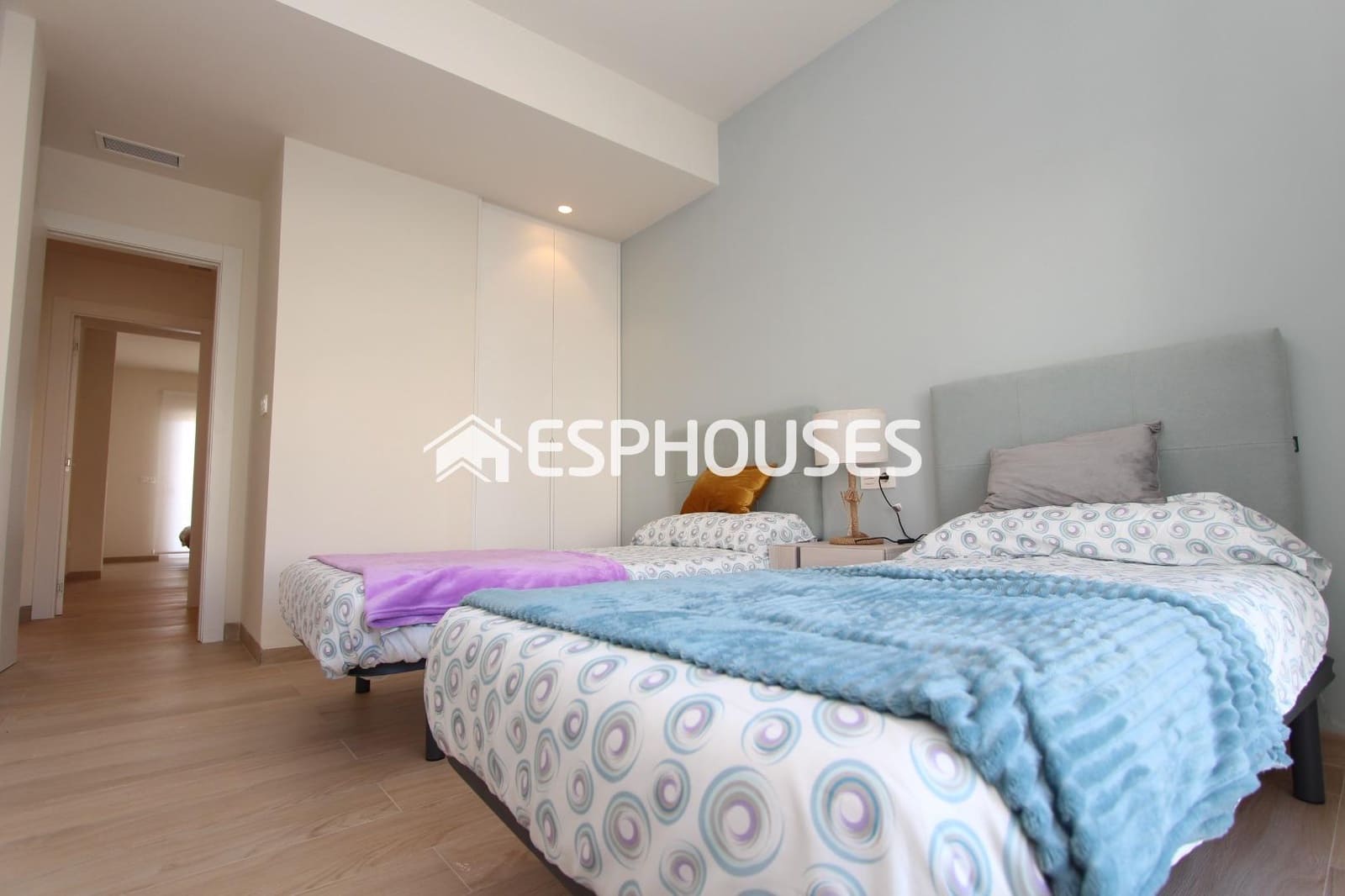 2 chambre Appartement à vendre à Guardamar del Segura avec piscine garage - 330 000 € (Ref: 9444042)