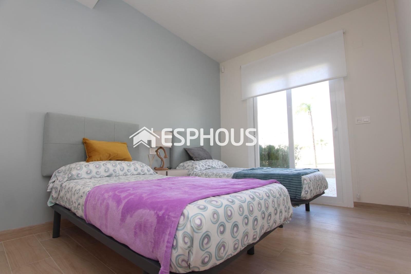 2 chambre Appartement à vendre à Guardamar del Segura avec piscine garage - 330 000 € (Ref: 9444042)