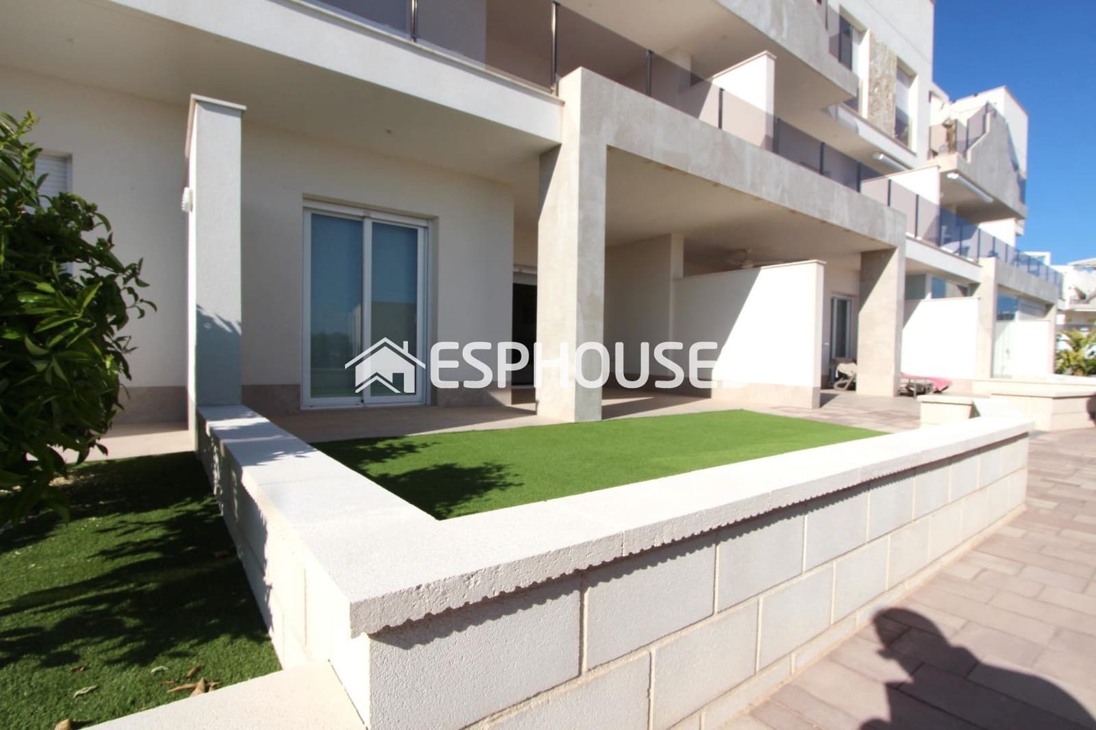 2 chambre Appartement à vendre à Guardamar del Segura avec piscine garage - 330 000 € (Ref: 9444042)