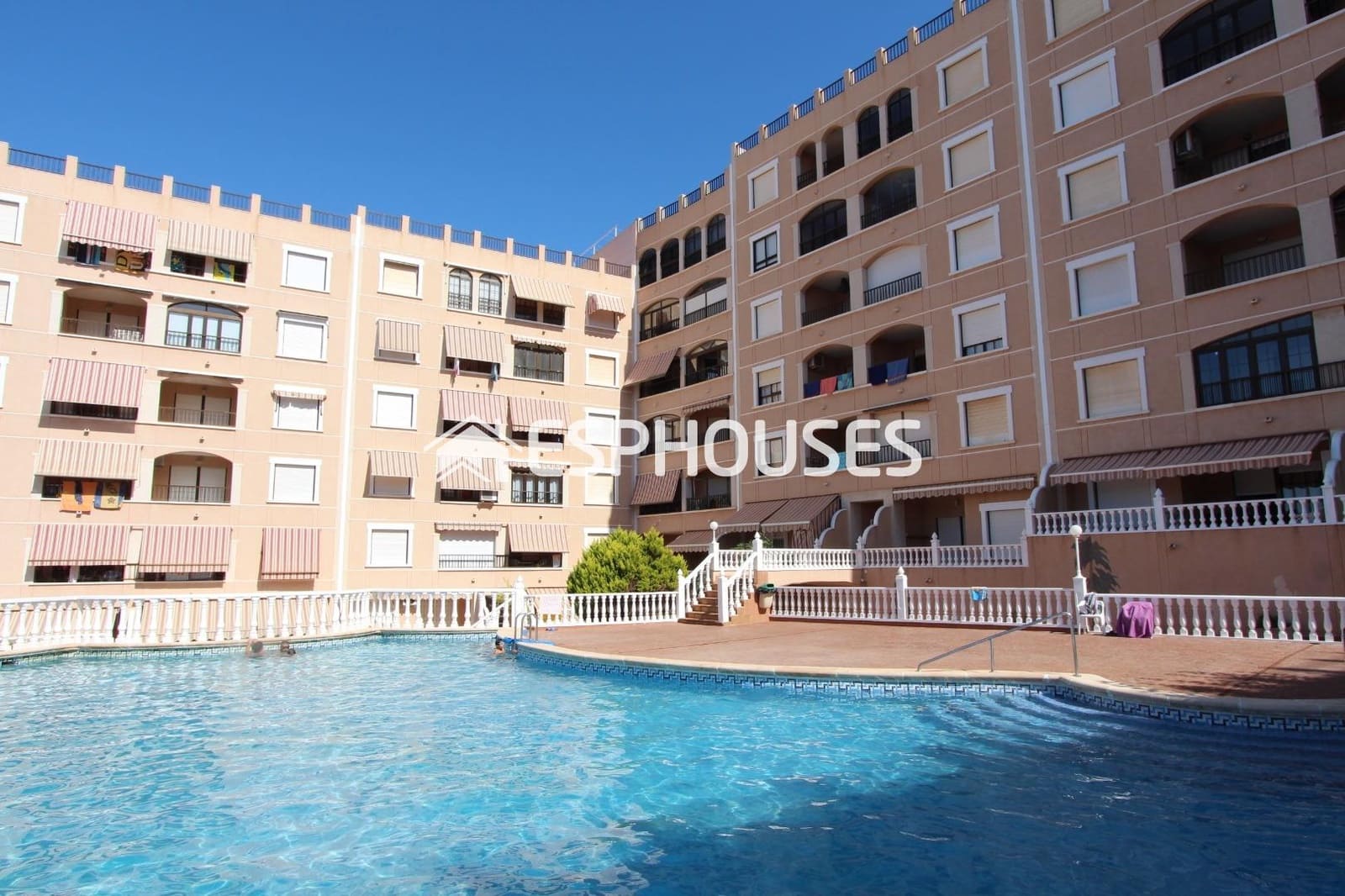 3 sovrum Lägenhet till salu i Guardamar del Segura med pool garage - 250 000 € (Ref: 9444045)