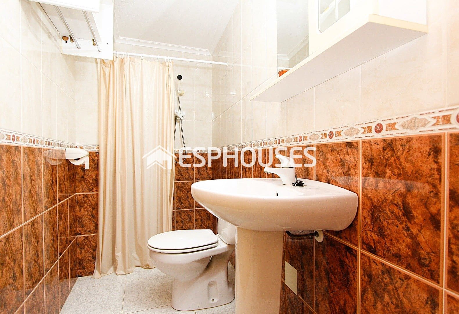 3 sovrum Lägenhet till salu i Guardamar del Segura med pool garage - 250 000 € (Ref: 9444045)
