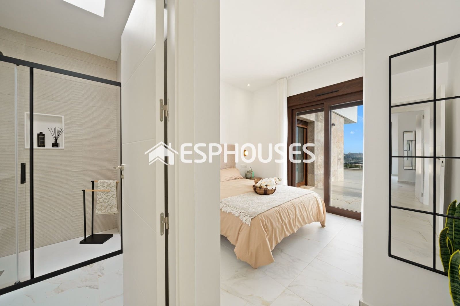 Chalet de 3 habitaciones en Polop en venta con piscina garaje - 792.000 € (Ref: 9444052)