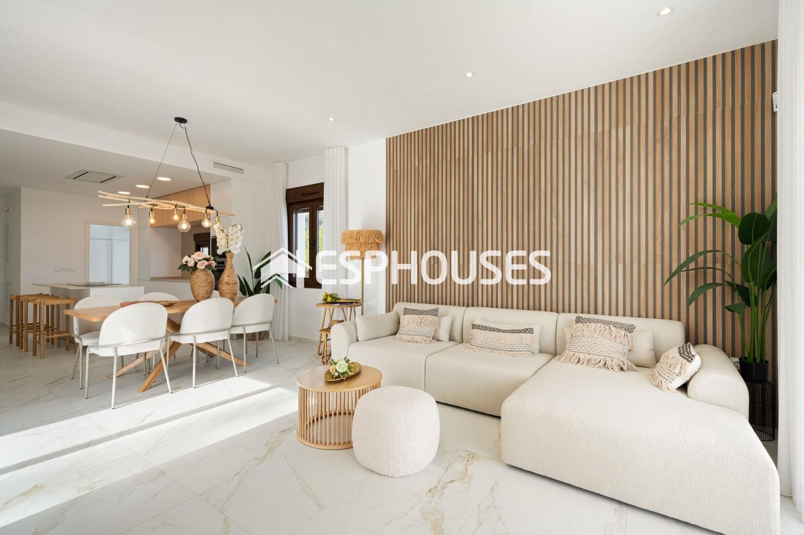 3 bedroom Villa for sale in Polop with pool garage - € 739,000 (Ref: 9444053)