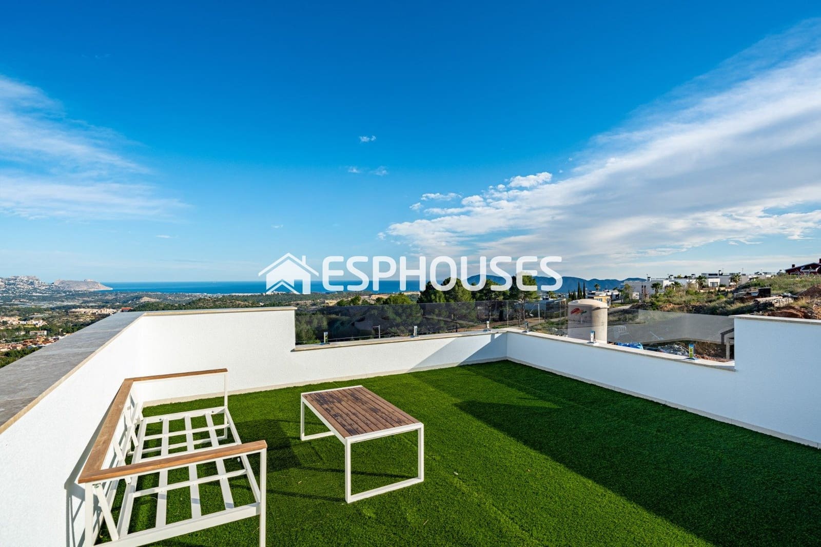 Chalet de 3 habitaciones en Polop en venta con piscina garaje - 739.000 € (Ref: 9444053)