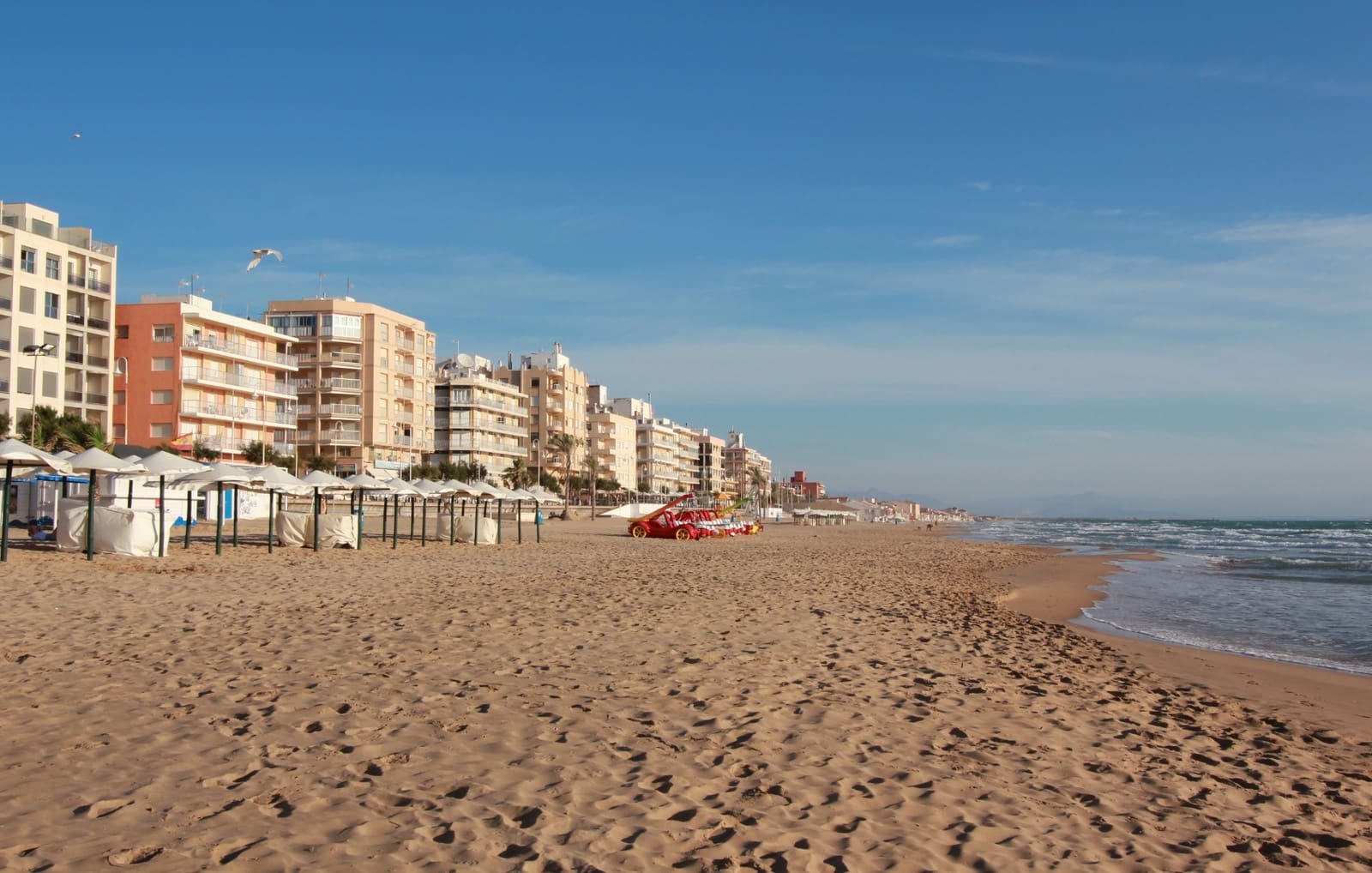 Garage te koop in Guardamar del Segura - € 12.000 (Ref: 9444055)