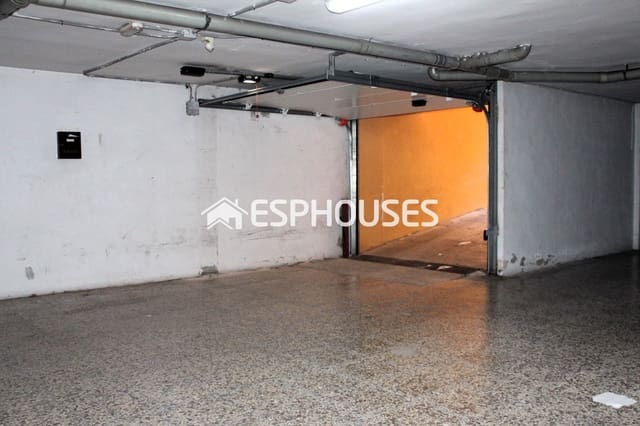 Garasje til salgs i Guardamar Playa, Guardamar del Segura - € 12 000 (Ref: 9444055)