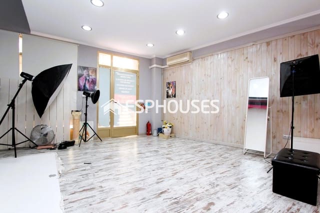 Kommersiell til salgs i Zona Pueblo, Guardamar del Segura - € 115 000 (Ref: 9444056)