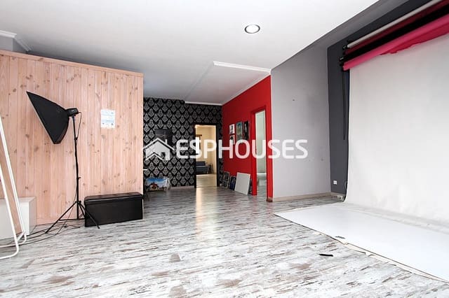 Kommersiell til salgs i Zona Pueblo, Guardamar del Segura - € 115 000 (Ref: 9444056)