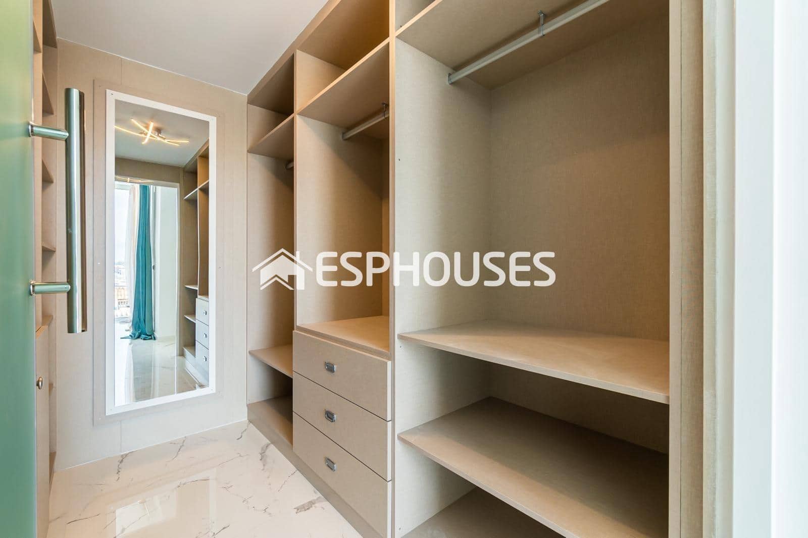 3 sypialnia Willa na sprzedaż w Orihuela Costa z basenem garażem - 575 000 € (Ref: 9444067)