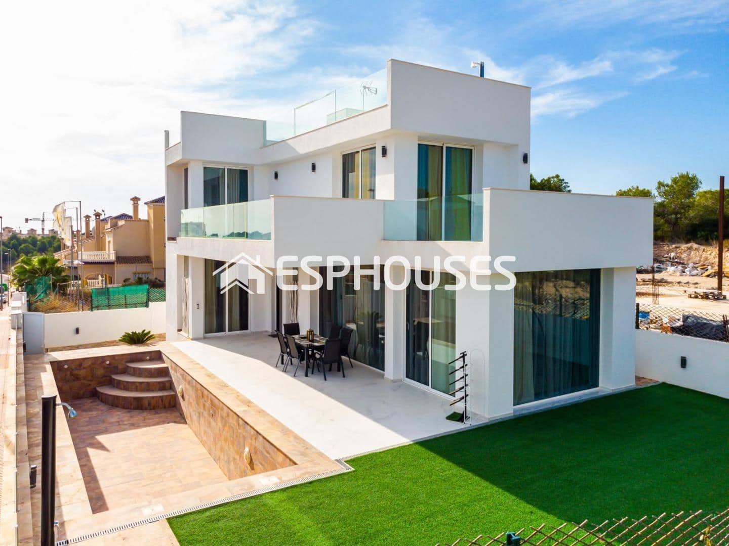 3 sypialnia Willa na sprzedaż w Orihuela Costa z basenem garażem - 575 000 € (Ref: 9444067)