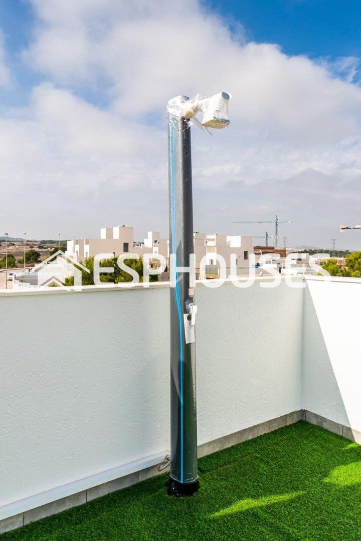 3 quarto Moradia para venda em Orihuela Costa com piscina - 575 000 € (Ref: 9444067)