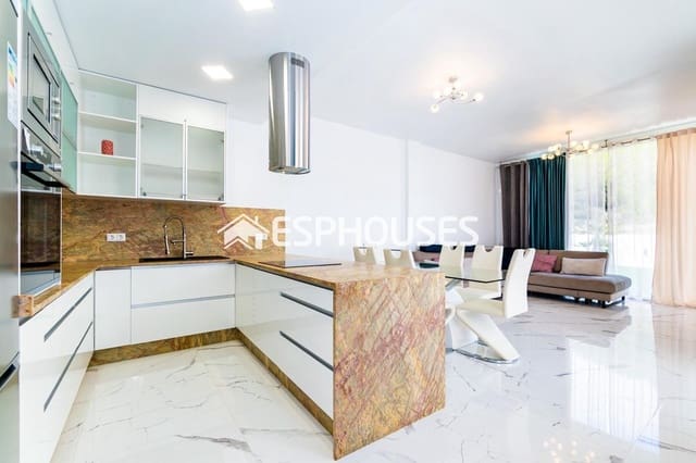 3 soverom Villa til salgs i Los Almendros (Orihuela Costa), Orihuela med svømmebasseng - € 575 000 (Ref: 9444067)