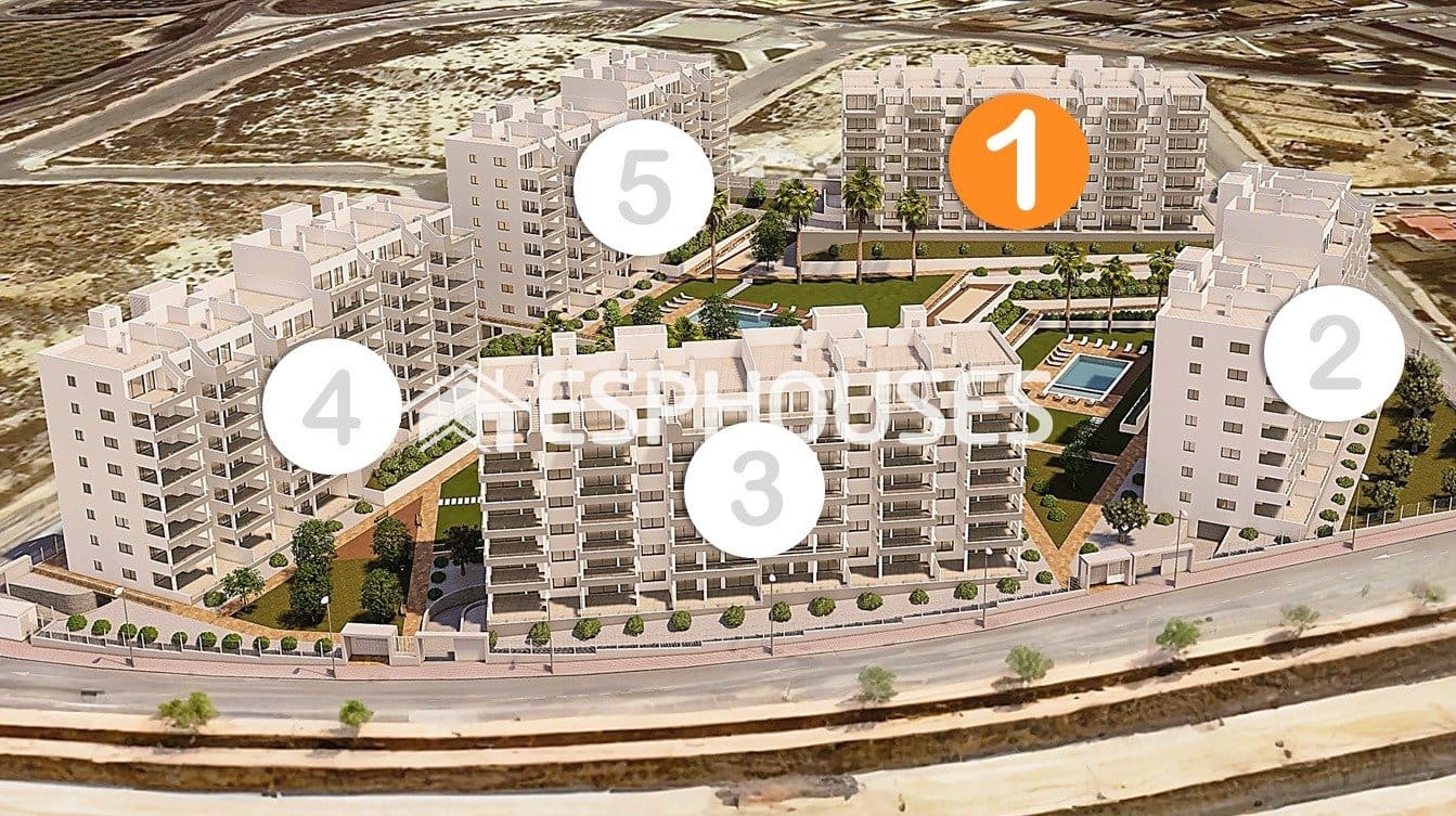 Apartamento de 3 habitaciones en San Miguel de Salinas en venta con piscina garaje - 276.000 € (Ref: 9444083)