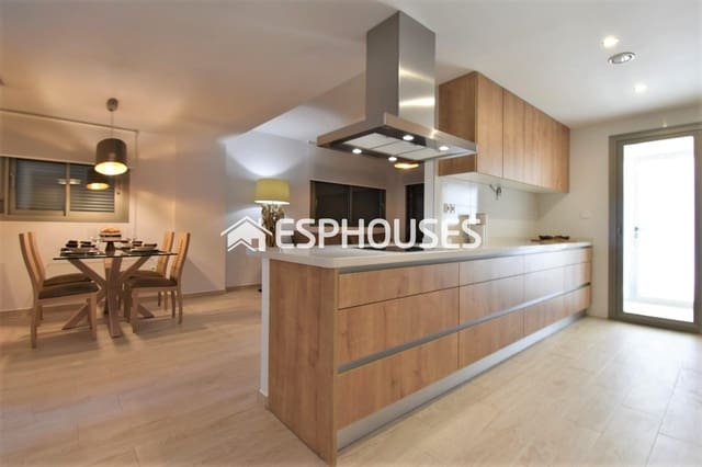 3 chambre Appartement à vendre à San Miguel de Salinas avec piscine garage - 284 000 € (Ref: 9444085)