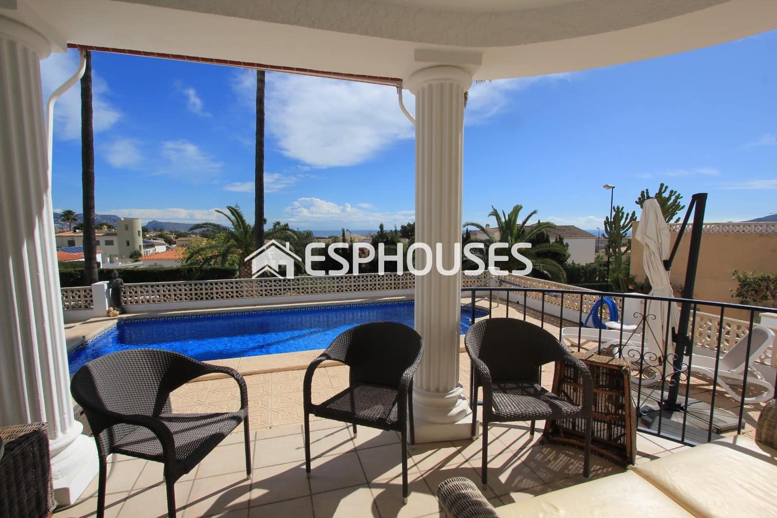 5 sypialnia Willa na sprzedaż w La Nucia z basenem garażem - 795 000 € (Ref: 9444086)