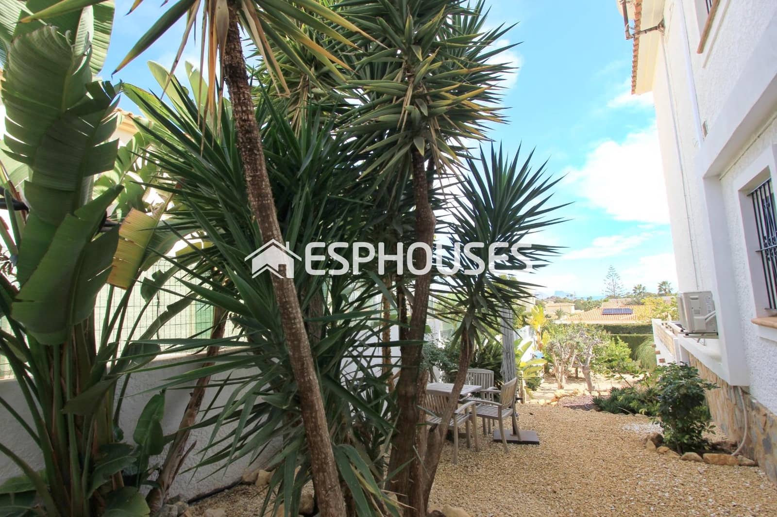 5 sypialnia Willa na sprzedaż w La Nucia z basenem garażem - 795 000 € (Ref: 9444086)