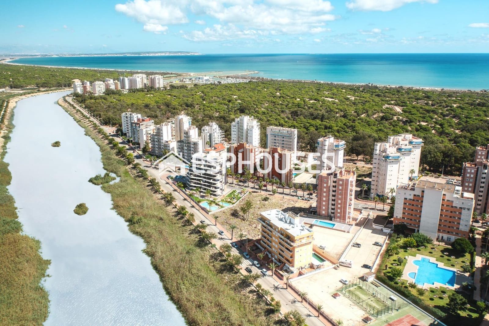 2 slaapkamer Appartement te koop in Guardamar del Segura met zwembad garage - € 299.000 (Ref: 9444087)