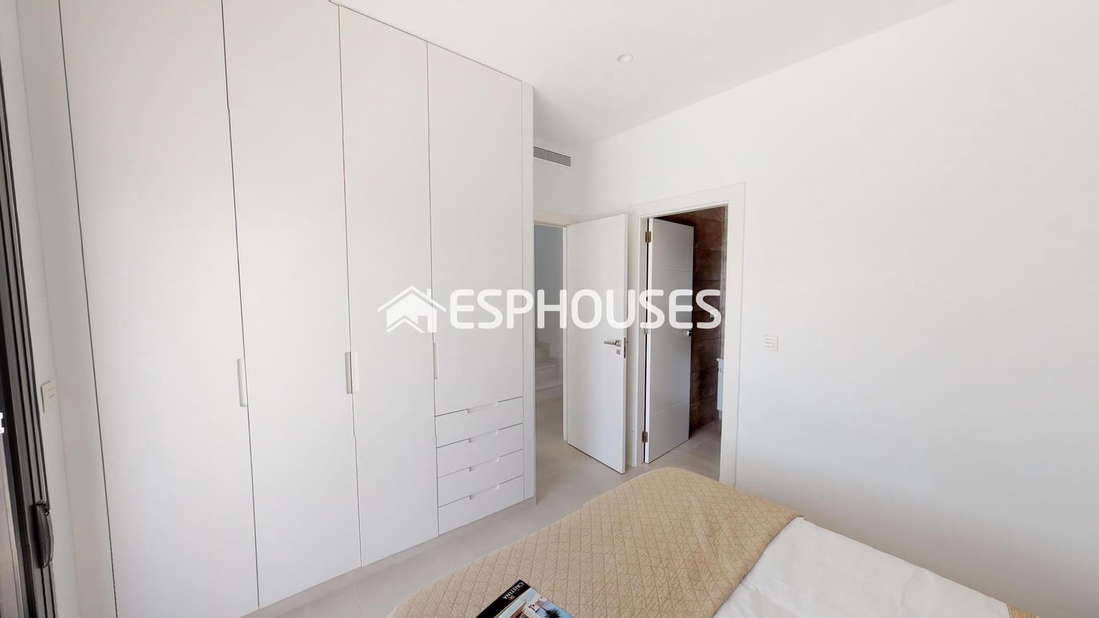 3 sovrum Villa till salu i San Pedro del Pinatar med pool garage - 569 950 € (Ref: 9444097)