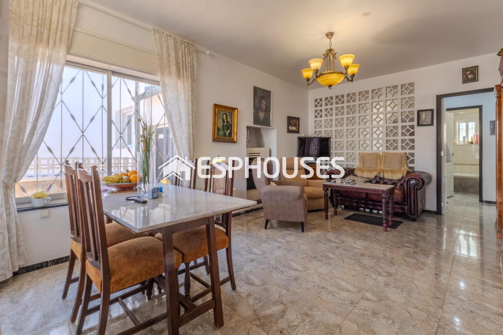 3 chambre Villa/Maison à vendre à La Mata avec garage - 585 000 € (Ref: 9444099)