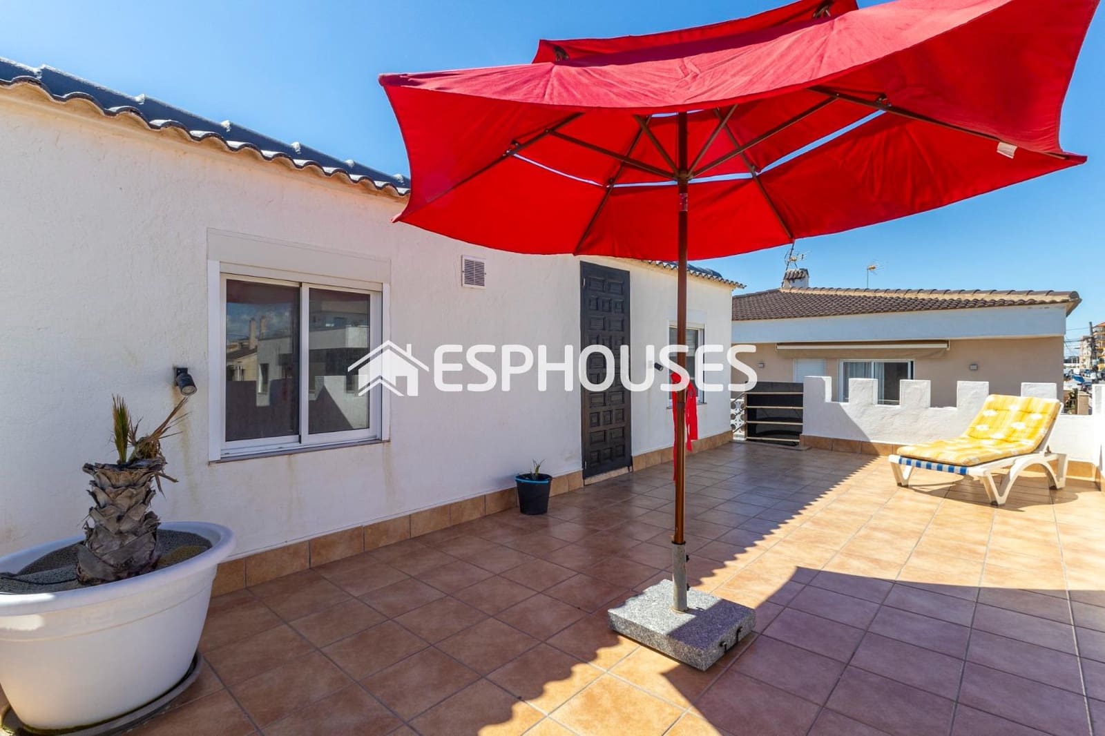 3 chambre Villa/Maison à vendre à La Mata avec garage - 585 000 € (Ref: 9444099)