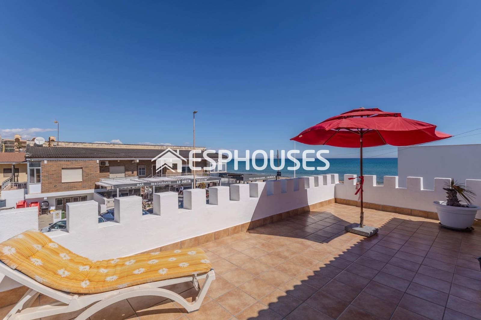 3 chambre Villa/Maison à vendre à La Mata avec garage - 585 000 € (Ref: 9444099)