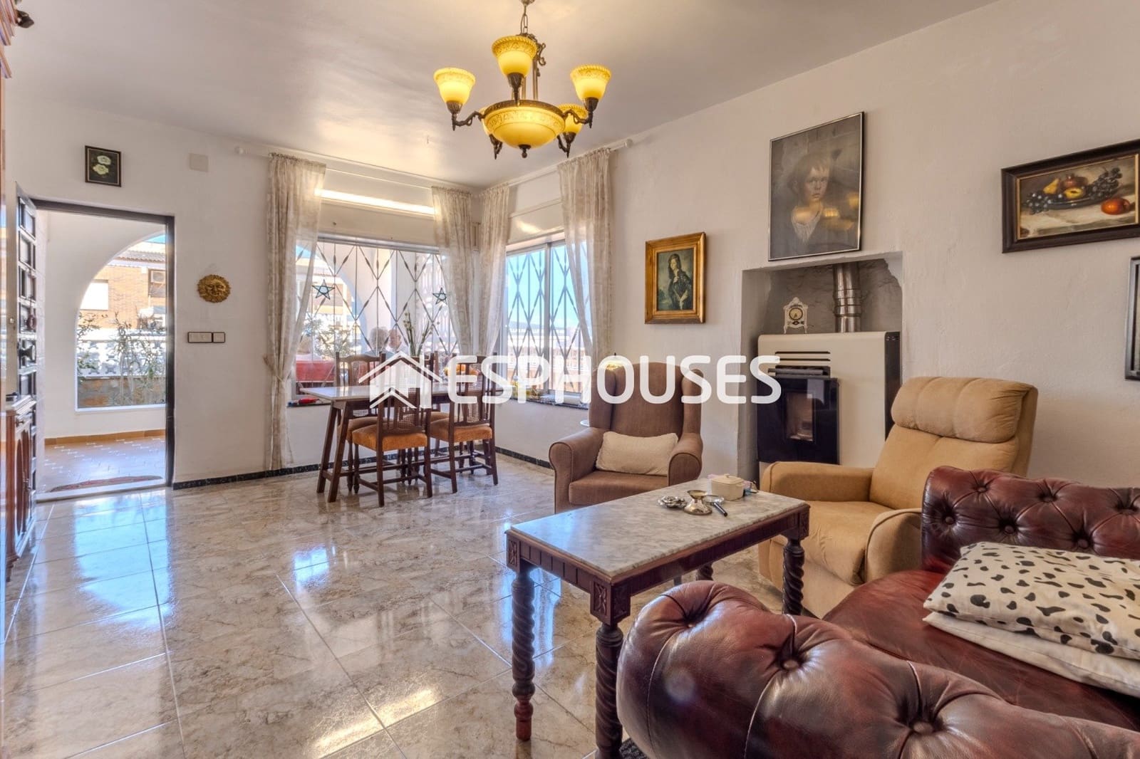 3 bedroom Villa for sale in La Mata with garage - € 585,000 (Ref: 9444099)