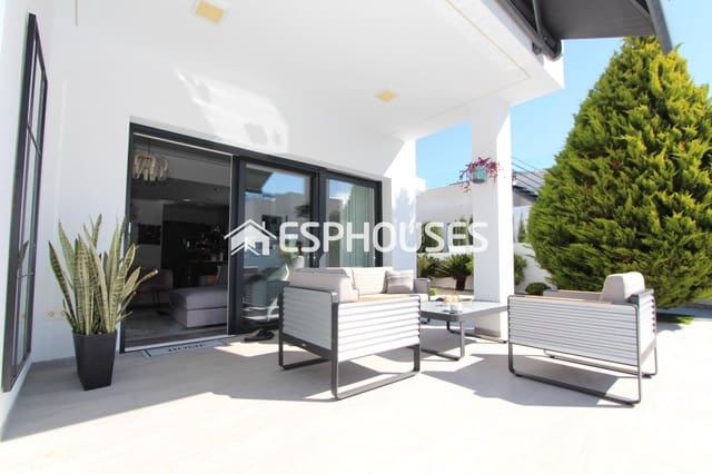 2 sovrum Villa till salu i Benijófar med pool - 451 000 € (Ref: 9444105)