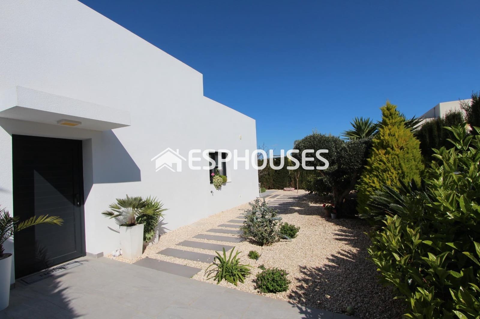 2 sovrum Villa till salu i Benijofar med pool - 451 000 € (Ref: 9444105)