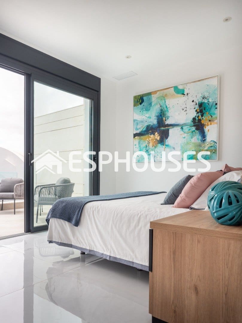 3 sovrum Hus till salu i San Pedro del Pinatar med pool garage - 449 000 € (Ref: 9444110)