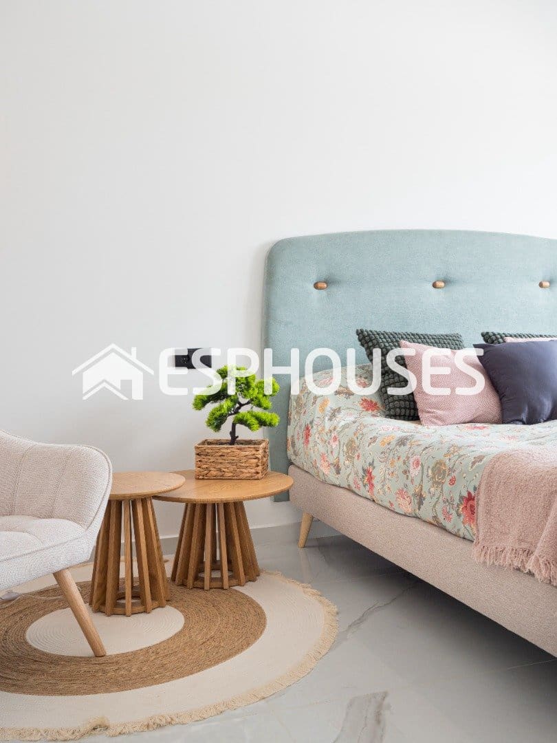 3 slaapkamer Huis te koop in San Pedro del Pinatar met zwembad garage - € 439.000 (Ref: 9444112)