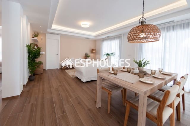 3 soveværelse Villa til salg i Doña Pepa, Rojales med swimmingpool - € 829.663 (Ref: 9444126)