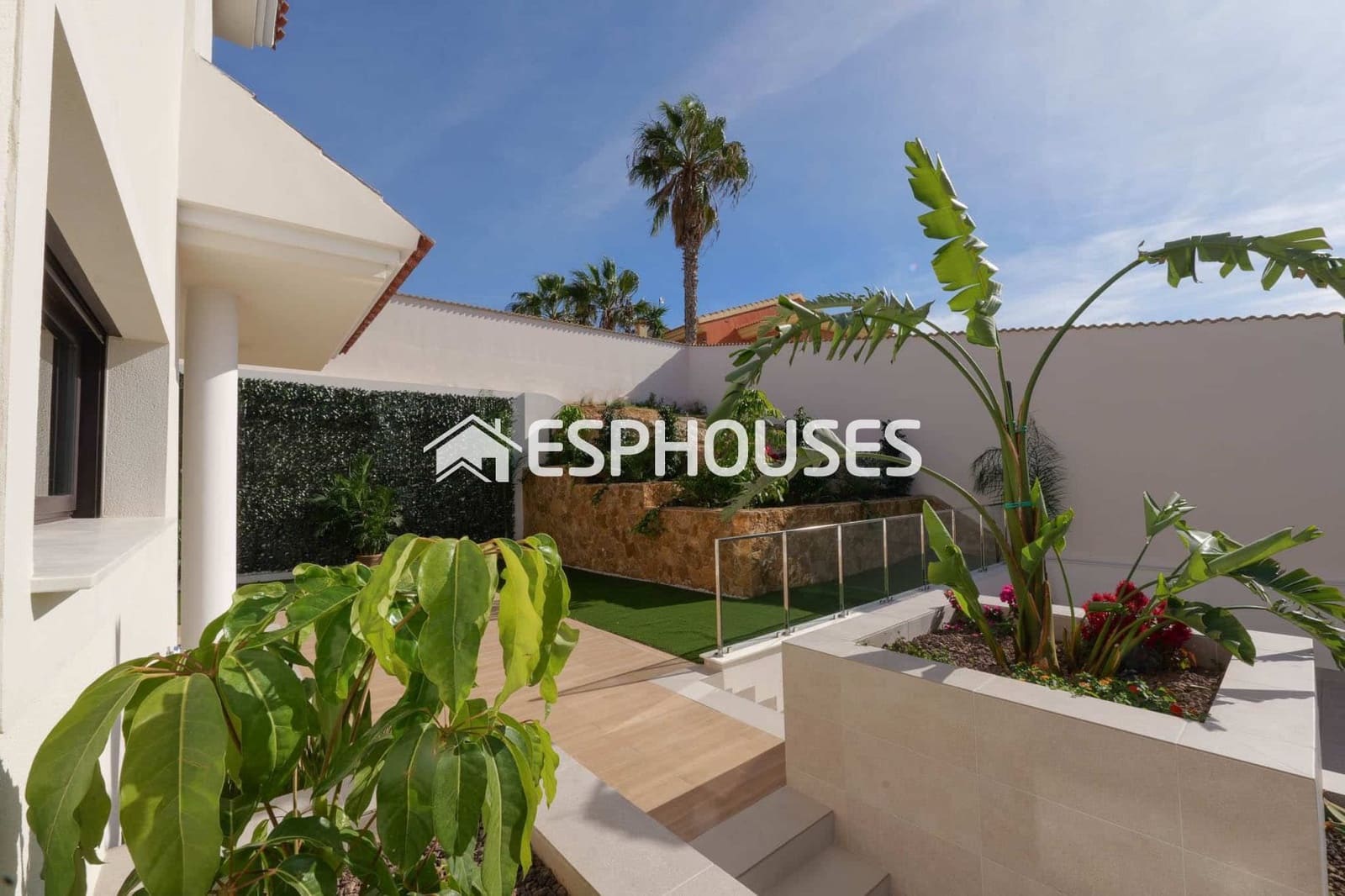 3 slaapkamer Villa te koop in Ciudad Quesada met zwembad garage - € 871.162 (Ref: 9444126)