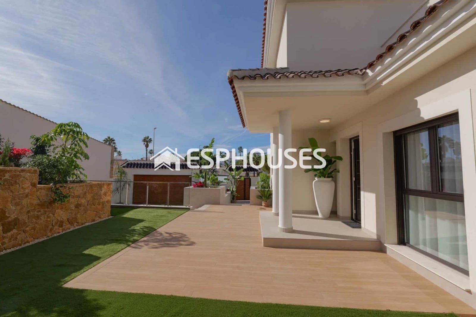 3 slaapkamer Villa te koop in Ciudad Quesada met zwembad garage - € 871.162 (Ref: 9444126)