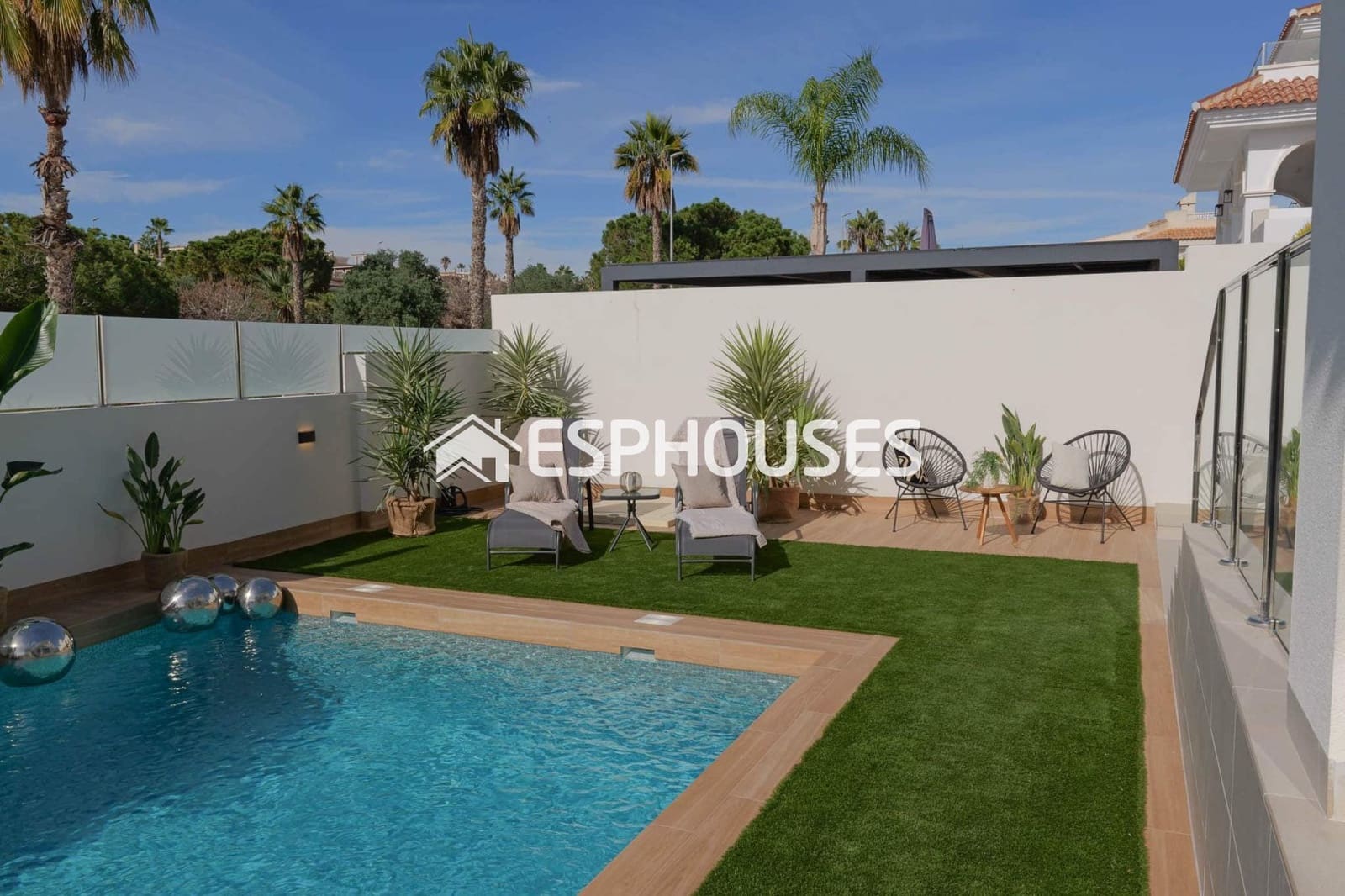 3 slaapkamer Villa te koop in Ciudad Quesada met zwembad garage - € 871.162 (Ref: 9444126)