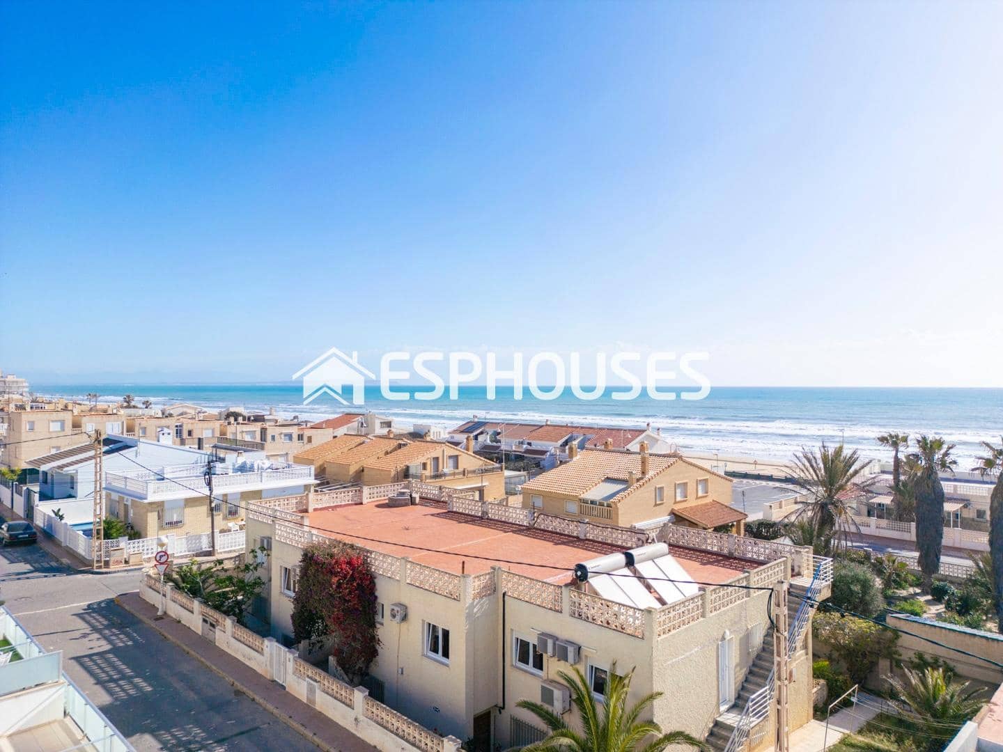 4 bedroom Bungalow for sale in Guardamar del Segura with pool garage - € 519,000 (Ref: 9444132)