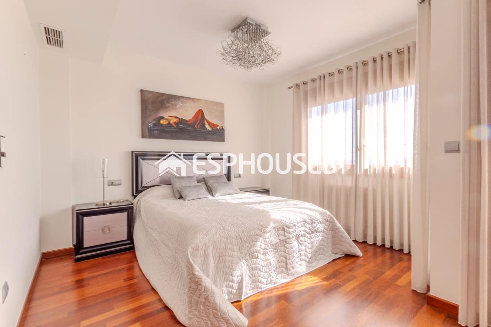 4 bedroom Bungalow for sale in Guardamar del Segura with pool garage - € 519,000 (Ref: 9444132)