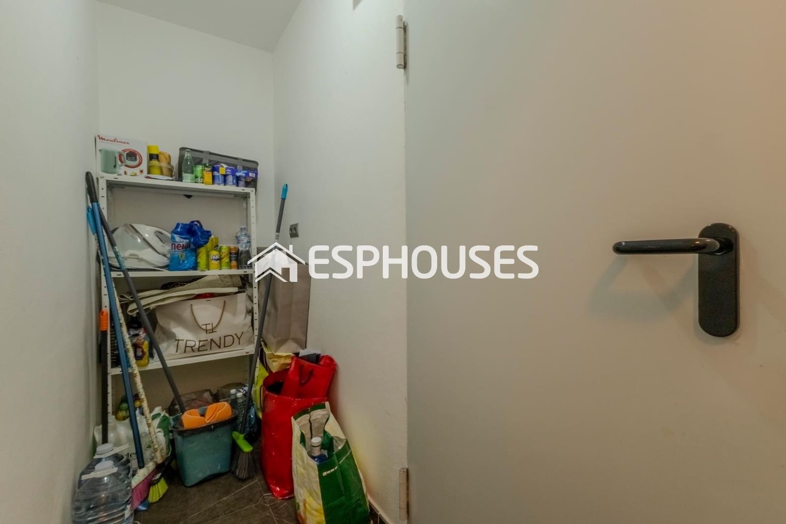 4 bedroom Bungalow for sale in Guardamar del Segura with pool garage - € 519,000 (Ref: 9444132)