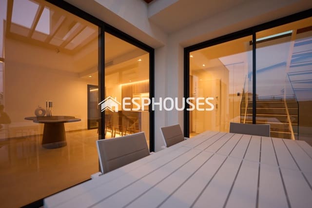 3 soverom Villa til salgs i Escandinavia - Cautivador, Alfaz del Pi / L'Alfàs del Pi med svømmebasseng - € 665 000 (Ref: 9444134)