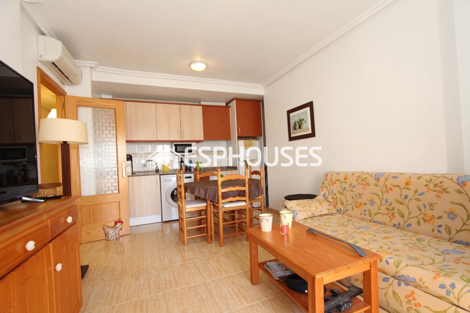 2 bedroom Apartment for sale in Formentera del Segura with pool - € 101,000 (Ref: 9444142)