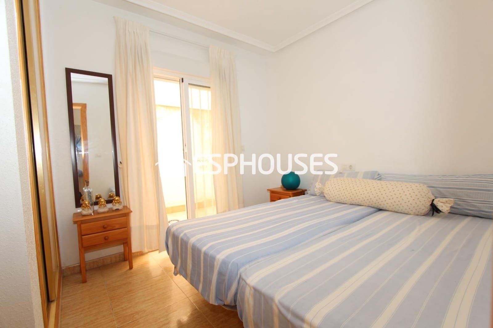 2 bedroom Apartment for sale in Formentera del Segura with pool - € 101,000 (Ref: 9444142)