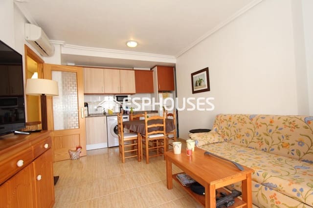 2 bedroom Apartment for sale in Formentera del Segura with pool - € 101,000 (Ref: 9444142)