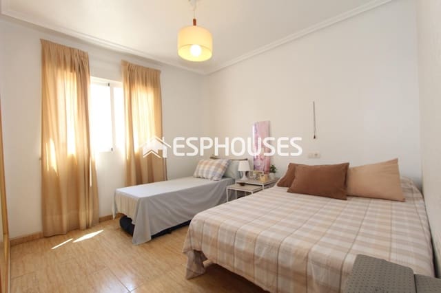 2 bedroom Apartment for sale in Formentera del Segura with pool - € 101,000 (Ref: 9444142)