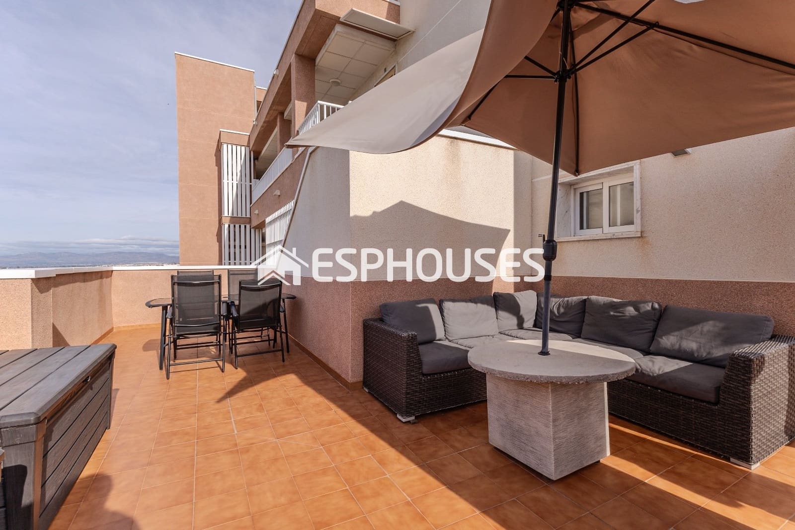 2 slaapkamer Appartement te koop in Guardamar del Segura met zwembad garage - € 275.000 (Ref: 9444150)
