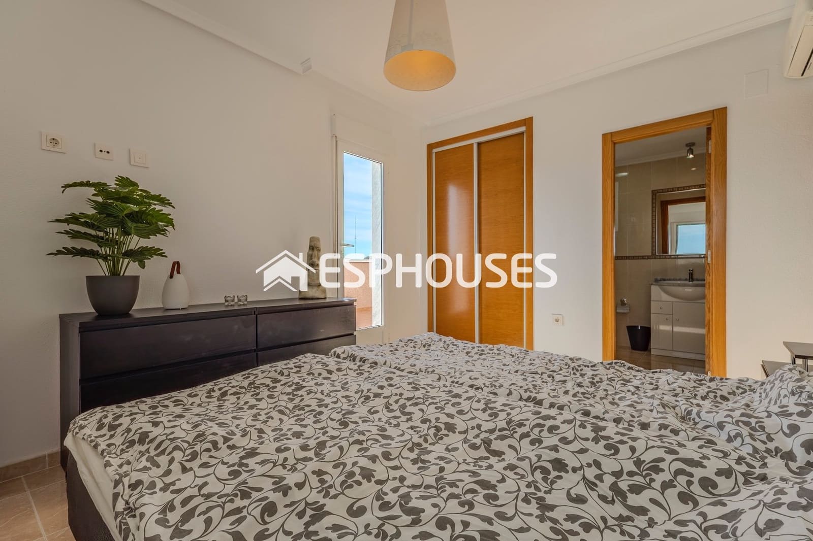 2 slaapkamer Appartement te koop in Guardamar del Segura met zwembad garage - € 275.000 (Ref: 9444150)