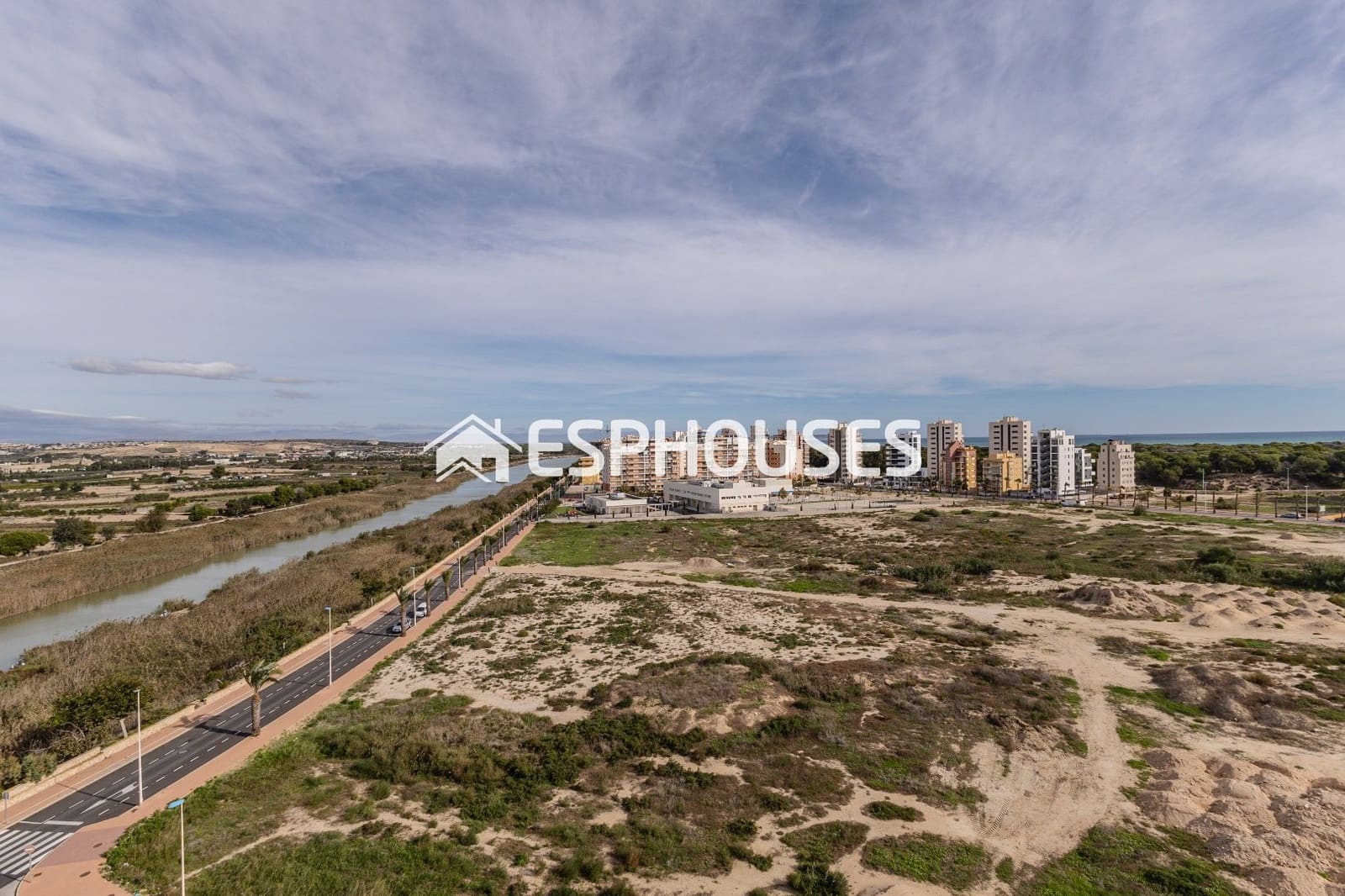 2 slaapkamer Appartement te koop in Guardamar del Segura met zwembad garage - € 275.000 (Ref: 9444150)