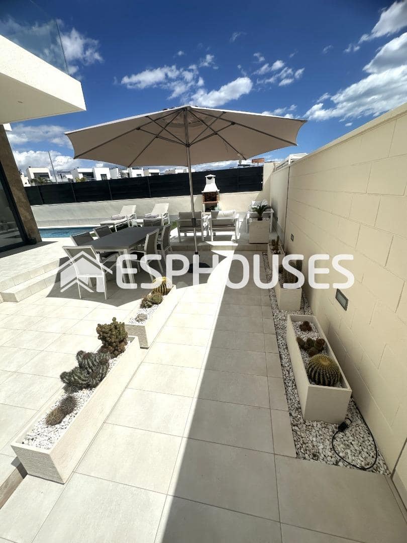 3 sovrum Villa till salu i Rojales med pool garage - 395 000 € (Ref: 9444151)