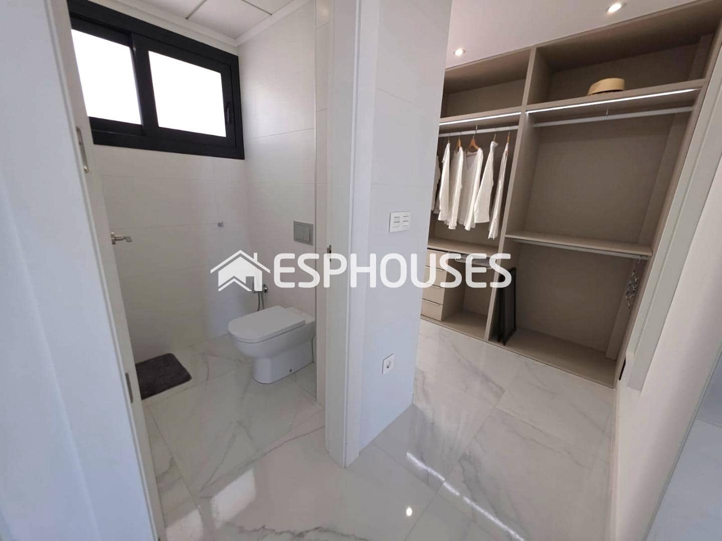 3 slaapkamer Villa te koop in Rojales met zwembad garage - € 399.900 (Ref: 9444151)