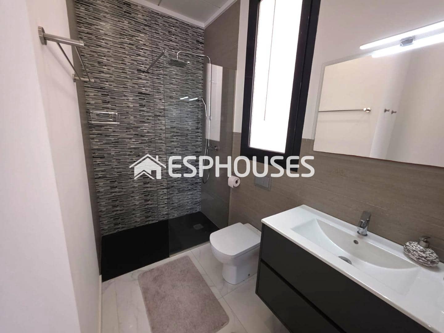 3 slaapkamer Villa te koop in Rojales met zwembad garage - € 399.900 (Ref: 9444151)