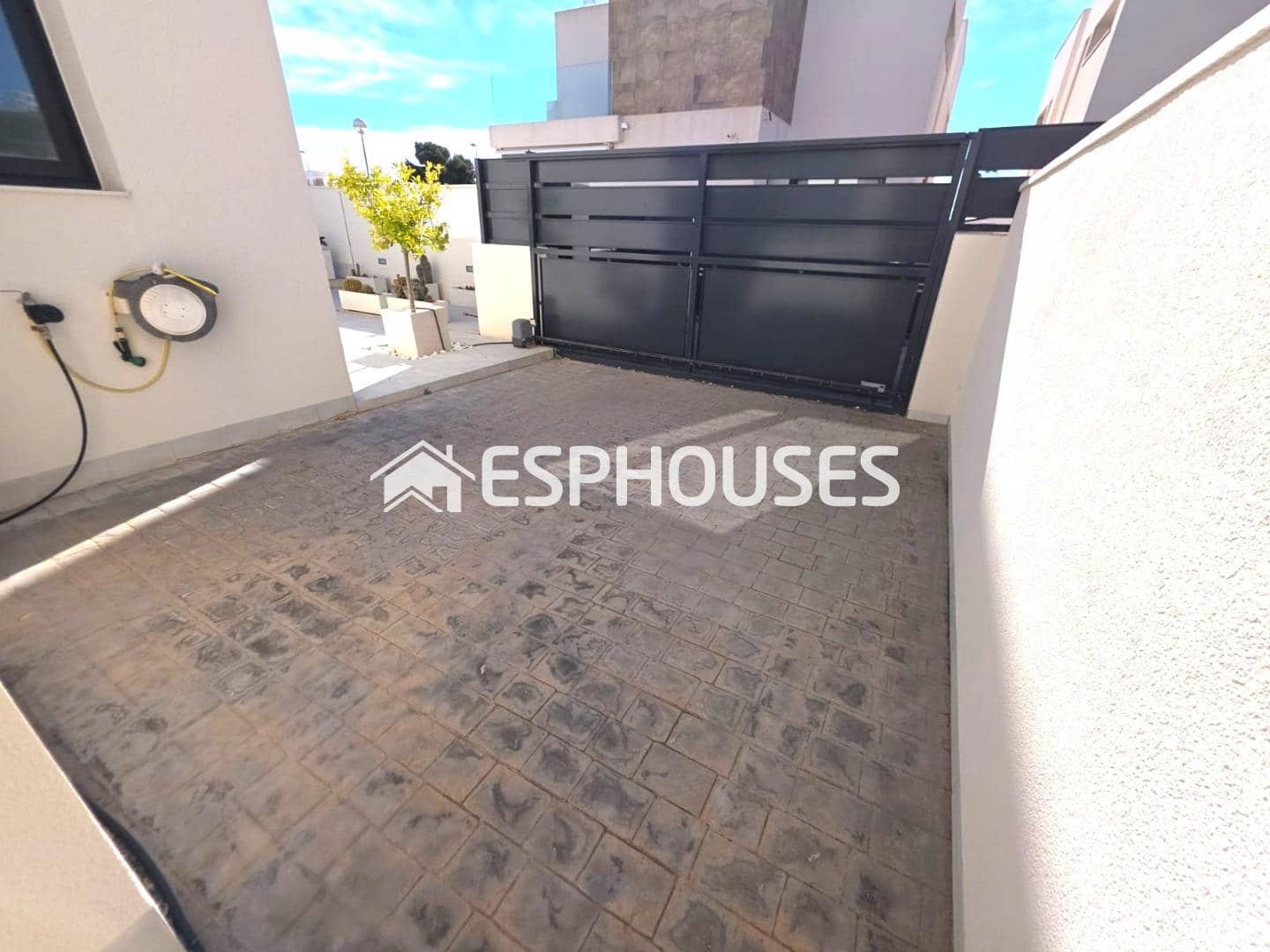 3 slaapkamer Villa te koop in Rojales met zwembad garage - € 399.900 (Ref: 9444151)